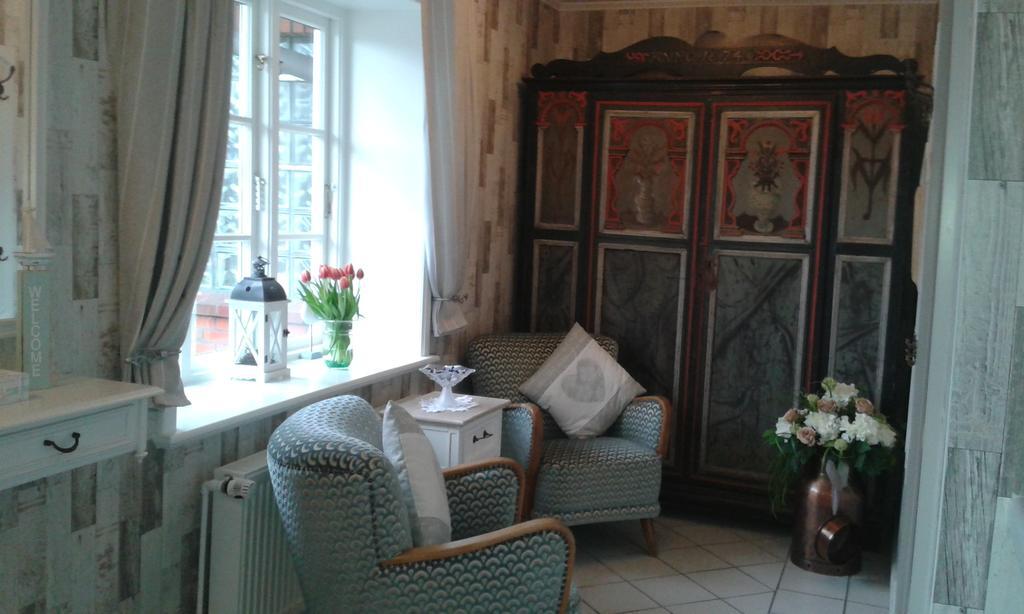 Gasthaus Knudsen Utersum Экстерьер фото