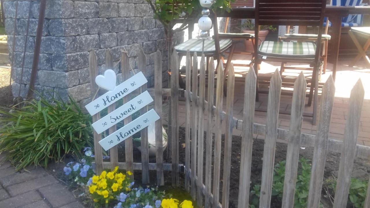 Gasthaus Knudsen Utersum Экстерьер фото