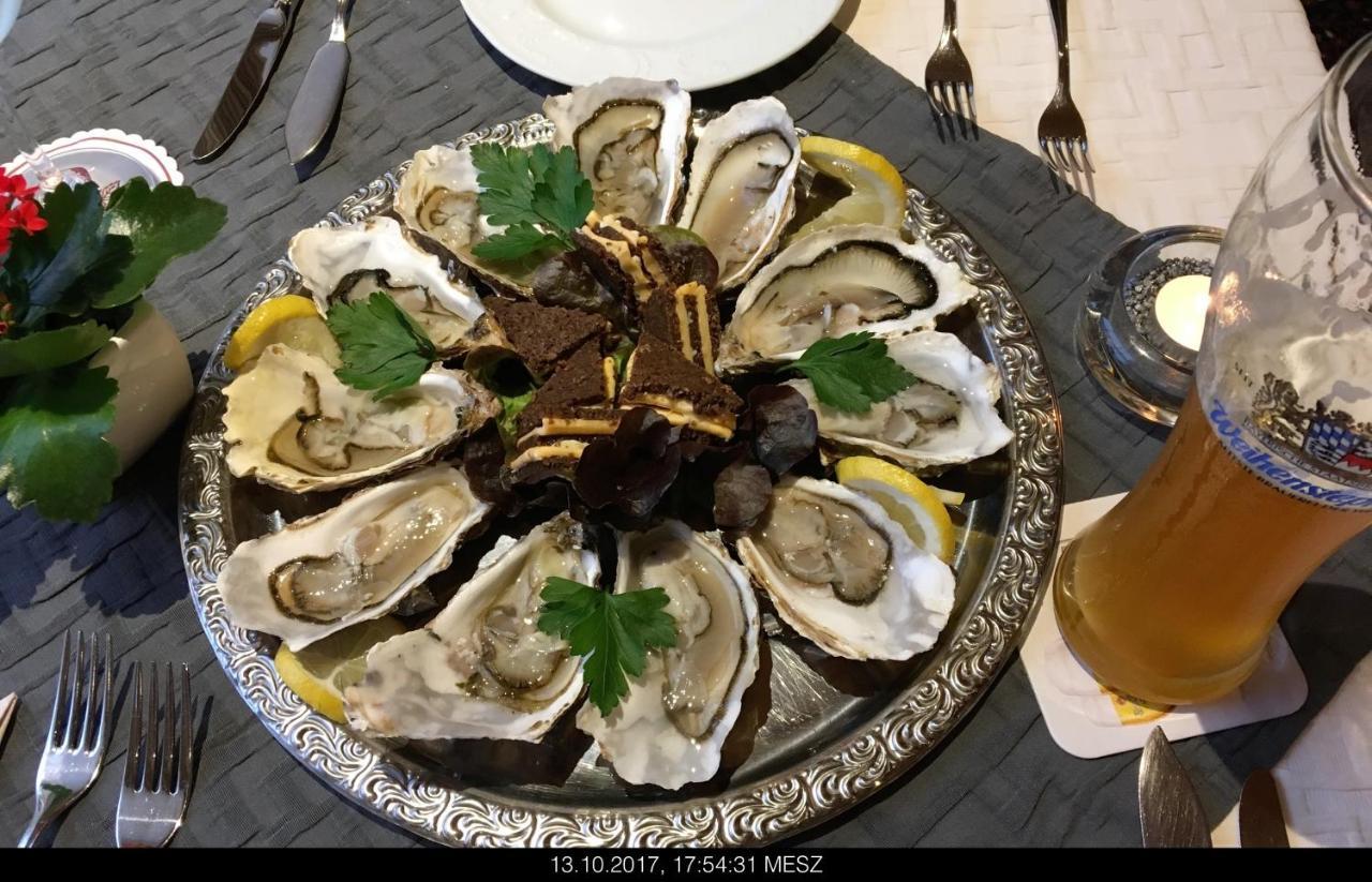 Gasthaus Knudsen Utersum Экстерьер фото